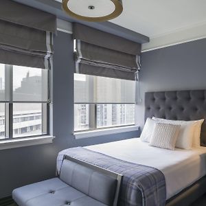 Traditional Full Guestroom